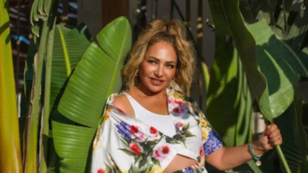 بإطلالة مثيرة للجدل.. ليلى علوي تشارك جمهورها صورًا من أحدث ظهور لها