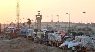 باحث سياسي: إسرائيل تسعى لإهانة الفلسطينيين من خلال السيطرة على المساعدات