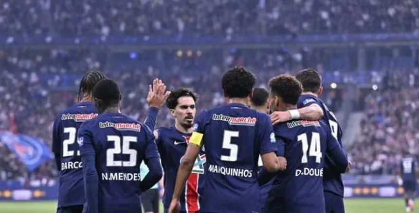 باريس سان جيرمان يُحقق لقب كأس فرنسا بفوزه على ستاد ريمس بثلاثة أهداف مقابل لا شيء. باريس سان جيرمان يُحقق لقب كأس فرنسا بفوزه على ستاد ريمس بثلاثة أهداف مقابل لا شيء.
