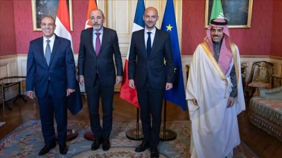 باريس: وفد اللجنة الوزارية المعينة من القمة العربية الإسلامية يستعرض جهود إنهاء العدوان على غزة باريس: وفد اللجنة الوزارية المعينة من القمة العربية الإسلامية يستعرض جهود إنهاء العدوان على غزة