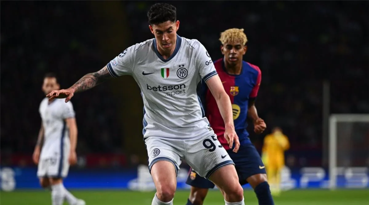 باستوني: لاعب برشلونة أفضل من واجهته في مسيرتي