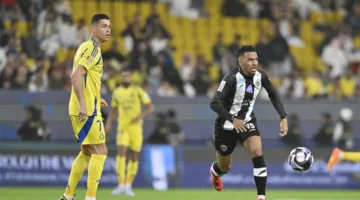 بعد ترشحه لجائزة الأفضل.. مصعب الجوير يتوجه برسالة وداع لجماهير الشباب ويعلن عودته للهلال