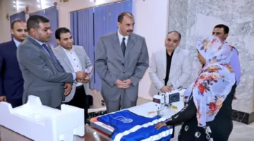 بالتشارك مع “حياة كريمة”.. محافظ سوهاج يوزع ماكينات خياطة على السيدات المستحقات للدعم.