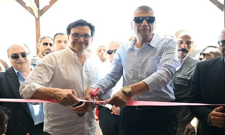 بالصور.. افتتاح قصر ثقافة أبو سمبل الجديد من قبل وزير الثقافة ومحافظ أسوان بالصور.. افتتاح قصر ثقافة أبو سمبل الجديد من قبل وزير الثقافة ومحافظ أسوان