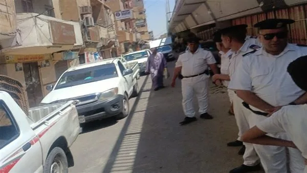 بالصور: حملة من مرافق الأقصر لإزالة الفوضى والتعديات في شوارع المدينة بالصور: حملة من مرافق الأقصر لإزالة الفوضى والتعديات في شوارع المدينة