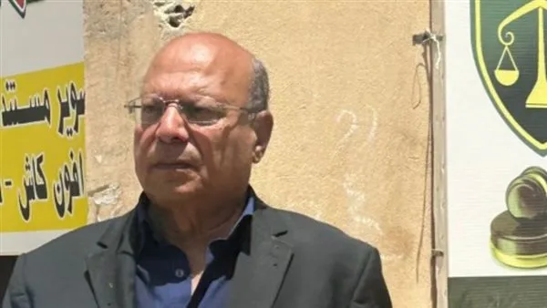 بالصور.. لحظة مؤثرة للناقد الرياضي عصام سالم أثناء محاكمة المتهمين في انفجار الواحات بالصور.. لحظة مؤثرة للناقد الرياضي عصام سالم أثناء محاكمة المتهمين في انفجار الواحات