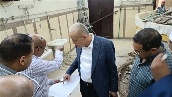 بالصور.. محافظ الأقصر يوجه بمضاعفة دورات المياه بمسجد «أحمد نجم»