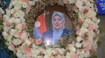 بالصور.. محافظ الغربية يحضر مناقشة رسالة دكتوراه مديرة مكتبه بشأن إدارة رأس المال الفكري والأزمات