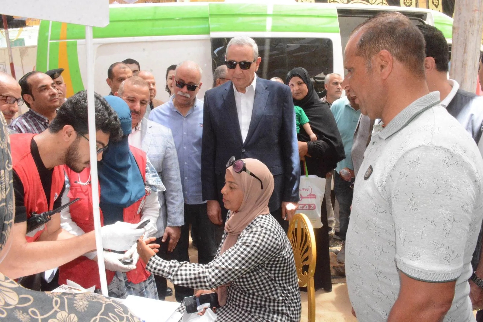 بالصور.. محافظ الغربية يطلق أكبر حملة خدماتية في مركز قطور بالصور.. محافظ الغربية يطلق أكبر حملة خدماتية في مركز قطور