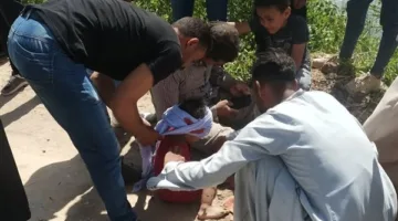 بالصور.. وقوع حادث تصادم في المنيا يسفر عن إصابة عامل وأولاده