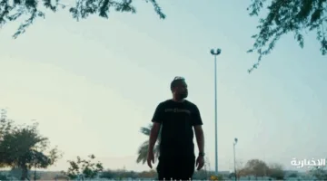 بالفيديو.. مقيم أمريكي يشارك تجربته في الحياة بالمملكة ويكشف أسراراً عن الشعب السعودي.