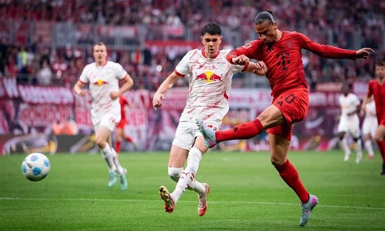 بايرن ميونخ يتعادل مع لايبزيج 3-3 في الدوري الألماني