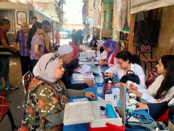 100 مليون صحة: قافلة طبية تقدم خدماتها مجاناً لـ1676 من مواطني الشرابية 100 مليون صحة: قافلة طبية تقدم خدماتها مجاناً لـ1676 من مواطني الشرابية