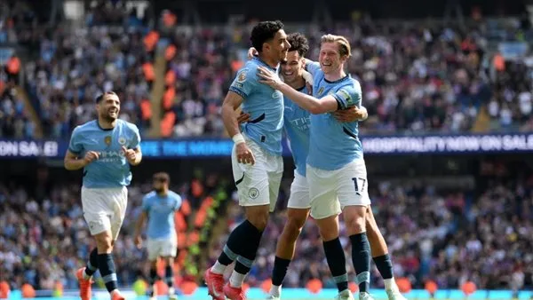 بث مباشر للشوط الثاني من مباراة مانشستر سيتي ضد بورنموث (2-0) بث مباشر للشوط الثاني من مباراة مانشستر سيتي ضد بورنموث (2-0)