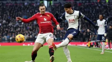 بث مباشر لمباراة مانشستر يونايتد وتوتنهام في نهائي الدوري الأوروبي الآن