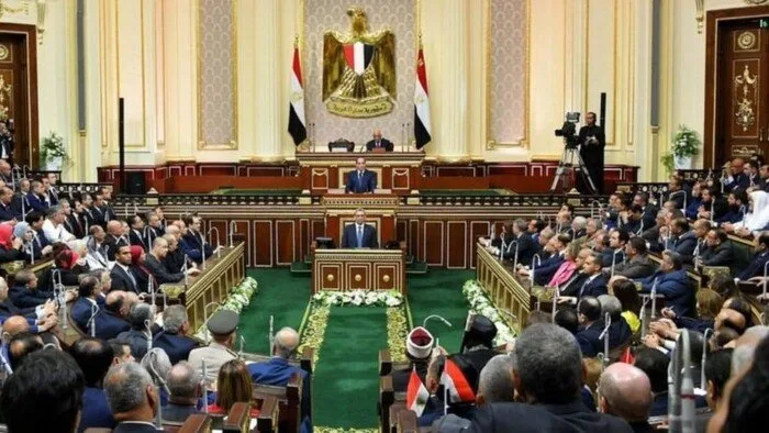 تعديل قانون مجلس النواب وتقسيم الدوائر الانتخابية لمناقشته أمام الأعضاء يوم الأحد المقبل تعديل قانون مجلس النواب وتقسيم الدوائر الانتخابية لمناقشته أمام الأعضاء يوم الأحد المقبل