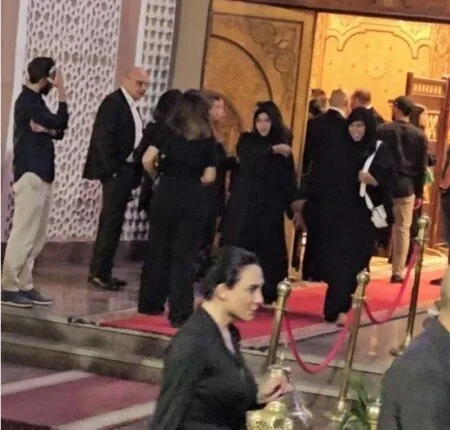 بحضور عدد من نجوم الفن.. إقامة عزاء المنتج وليد مصطفى بمسجد الشرطة «صور»