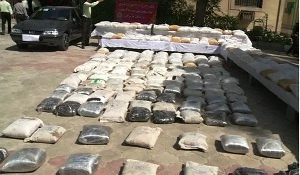 بحوزتهم مخدرات بـ 7 ملايين جنيه.. الداخلية تلاحق تجار الكيف في 9 محافظات