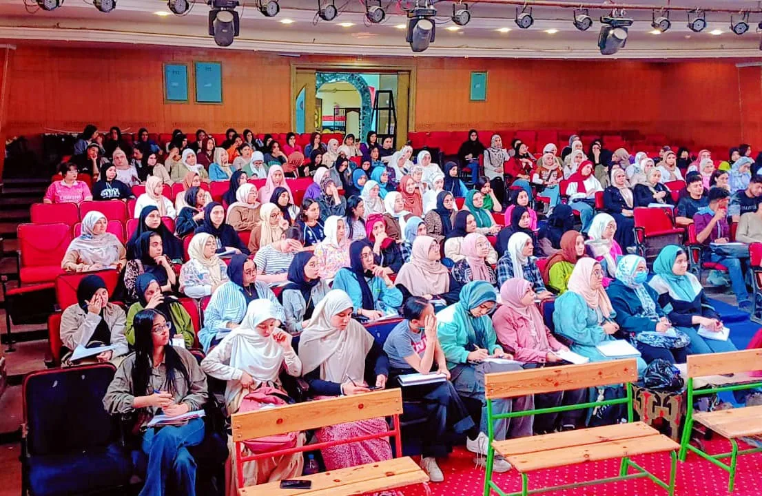 بدء الحملات التعليمية المجانية لطلاب الثانوية العامة في بورسعيد بدء الحملات التعليمية المجانية لطلاب الثانوية العامة في بورسعيد
