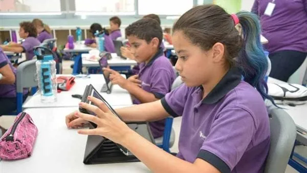 بدء امتحانات الترم الثاني 2025 للطلاب المصريين بالخارج