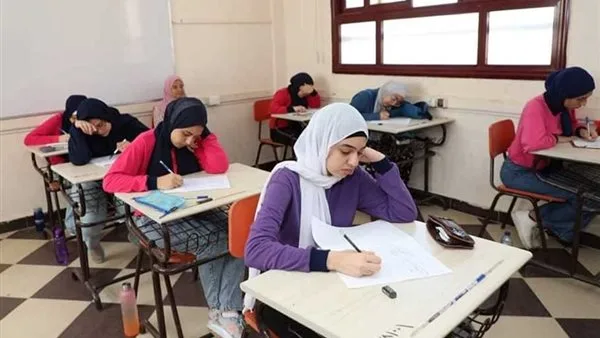 بدء امتحانات الشهادة الإعدادية في القاهرة لعام 2025 اليوم بدء امتحانات الشهادة الإعدادية في القاهرة لعام 2025 اليوم