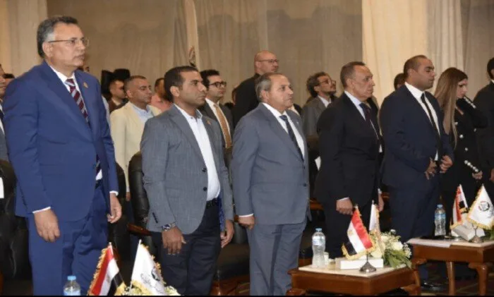 بدء فعاليات مؤتمر رواد الأعمال لحزب الجبهة الوطنية في بورسعيد بدء فعاليات مؤتمر رواد الأعمال لحزب الجبهة الوطنية في بورسعيد