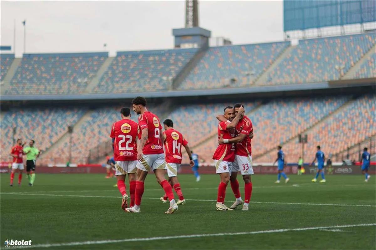 بدلاء الأهلي أمام المصري في الدوري.. جراديشار يجاور معلول