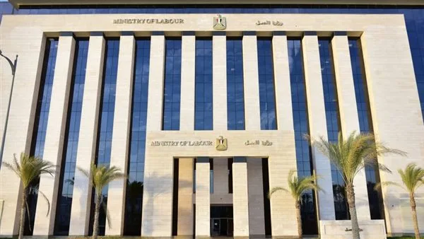 براتب يصل لـ10 آلاف جنيه.. "العمل" تعلن عن وظائف للشباب بشرم الشيخ