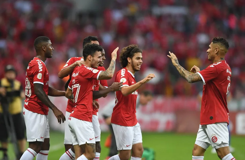 براجانتينو يتغلب على جوفينتود في الدوري البرازيلي براجانتينو يتغلب على جوفينتود في الدوري البرازيلي