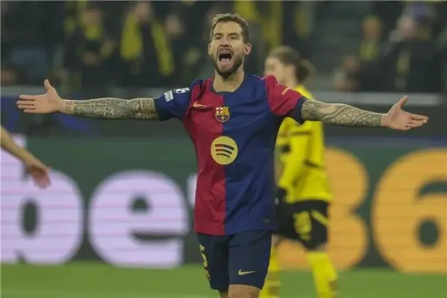 برشلونة يبرم اتفاقًا لتمديد عقد إينيغو مارتينيز حتى 2027