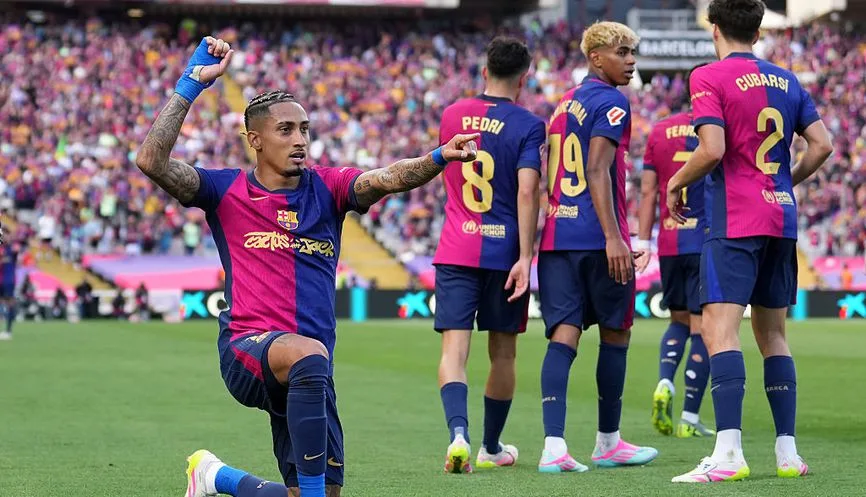 برشلونة يحسم الكلاسيكو برباعية في شباك مدريد برشلونة يحسم الكلاسيكو برباعية في شباك مدريد
