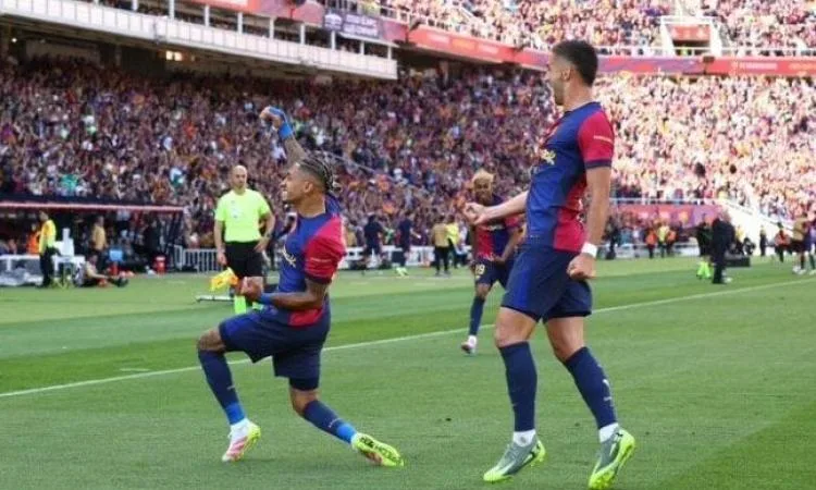 برشلونة يلتقي فياريال في مباراة احتفالية بمناسبة فوزهم بلقب الدوري الإسباني برشلونة يلتقي فياريال في مباراة احتفالية بمناسبة فوزهم بلقب الدوري الإسباني