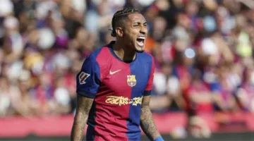 برشلونة يوضح موقف رافينها ومستقبله.