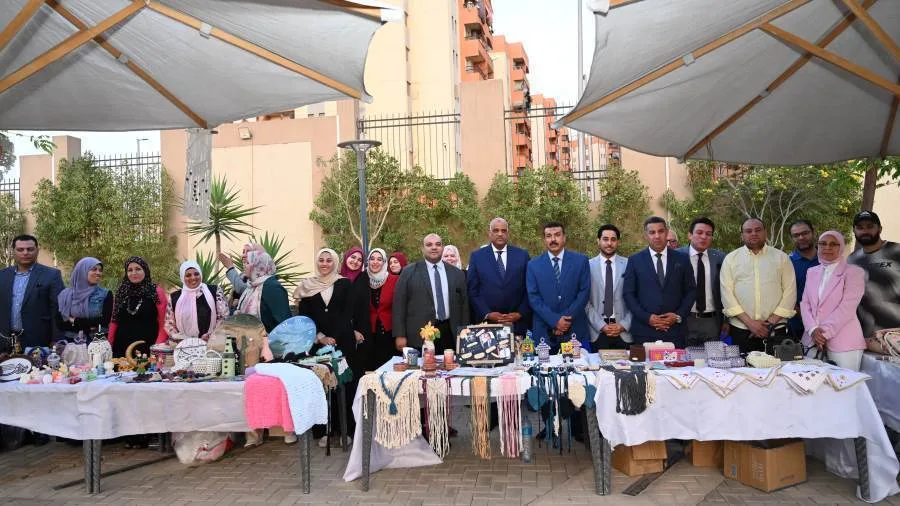 برعاية وزارة الرياضة.. مدينة الأسمرات تستضيف نهائيات تصفيات دوري مراكز الشباب في القاهرة ومحافظات الوجه القبلي. برعاية وزارة الرياضة.. مدينة الأسمرات تستضيف نهائيات تصفيات دوري مراكز الشباب في القاهرة ومحافظات الوجه القبلي.