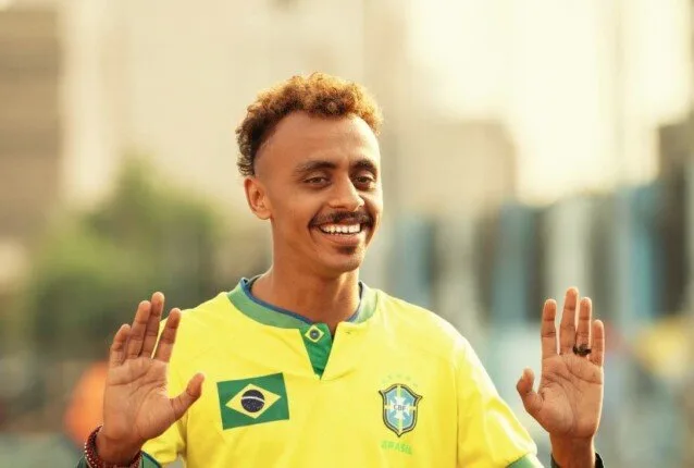 بسبب «أنت مش جاي معايا».. هل تنشأ أزمة بين كزبرة ومحمد رمضان؟ بسبب «أنت مش جاي معايا».. هل تنشأ أزمة بين كزبرة ومحمد رمضان؟