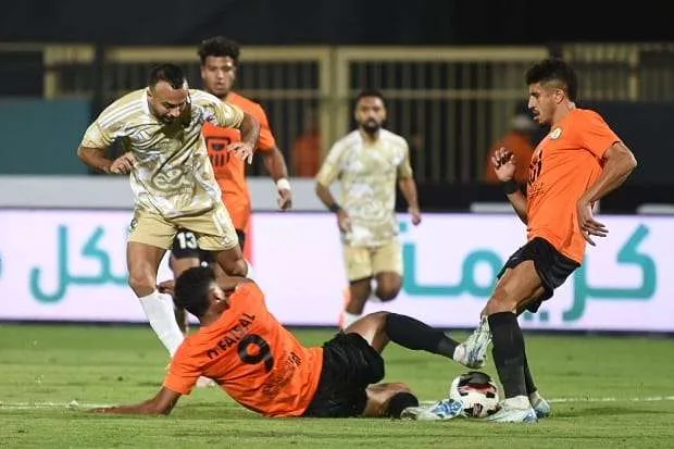 بسبب الرباعية والكونفدرالية.. “النحاس” يُنبه لاعبي الأهلي قبل لقاء البنك بسبب الرباعية والكونفدرالية.. “النحاس” يُنبه لاعبي الأهلي قبل لقاء البنك