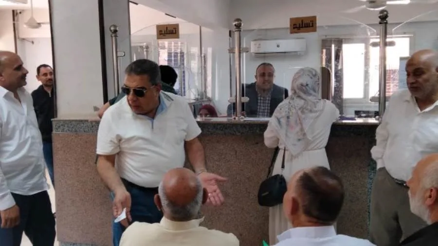 بسبب الغياب.. إحالة مدير مستشفى التأمين الصحي ونائبه في الدقهلية للتحقيق