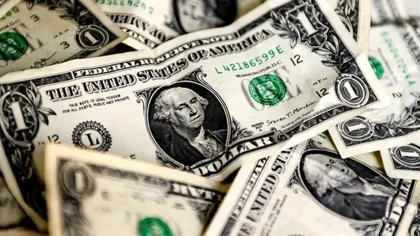 بسبب تصلب ترامب.. الدولار يستمر في تراجعه ويفقد 10% من قيمته بسبب تصلب ترامب.. الدولار يستمر في تراجعه ويفقد 10% من قيمته