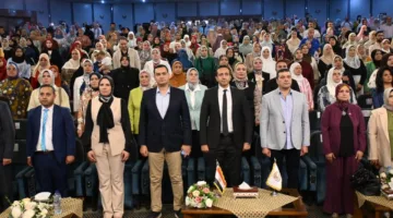 بسبب جهدهم المتميز: تكريم 500 فرد من فرق التمريض البارزة.