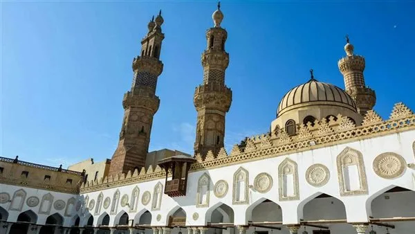 برامج الأزهر لتعليم القرآن والتجويد والقراءات 2025: كيفية التقديم والمتطلبات