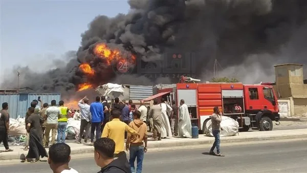 بسبب ماس كهربائي.. السيطرة على حريق داخل شقة سكنية بالفيوم دون إصابات