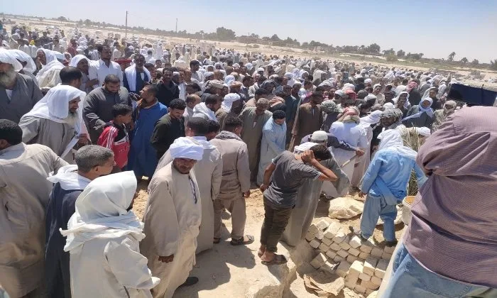بطل ينقلب إلى مأساة.. وفاة شاب من الفيوم غرقًا أثناء إنقاذ شخص آخر في القاهرة بطل ينقلب إلى مأساة.. وفاة شاب من الفيوم غرقًا أثناء إنقاذ شخص آخر في القاهرة