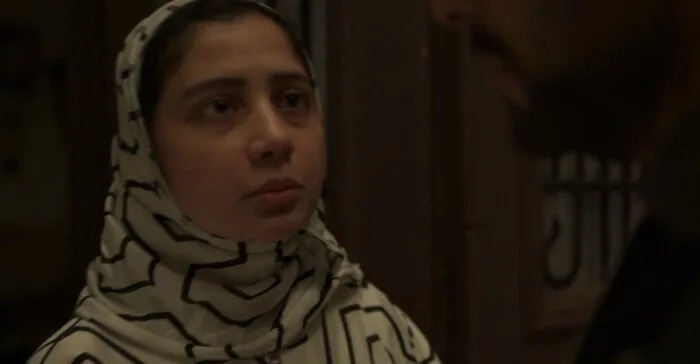 بطلة “لام شمسية”: لماذا اختارت فاتن سعيد الفن على مجال الطب؟ بطلة “لام شمسية”: لماذا اختارت فاتن سعيد الفن على مجال الطب؟