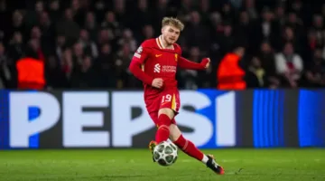 بطموح إليوت: ليفربول يحقق إنجاز أرسنال ومانشستر يونايتد في الدوري الإنجليزي