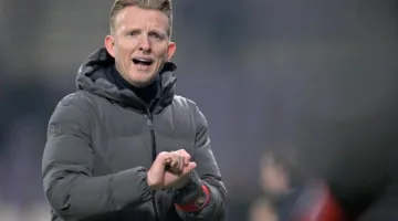 بعد Departure مساعد سلوت.. نجم ليفربول السابق يُعتبر خيارًا للالتحاق بالفريق التدريبي