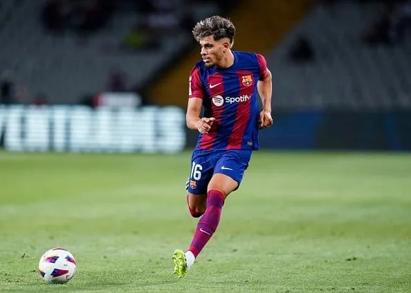بعد أدائه المميز أمام تشيلسي.. الزلزولي يعود للتركيز في برشلونة بعد أدائه المميز أمام تشيلسي.. الزلزولي يعود للتركيز في برشلونة