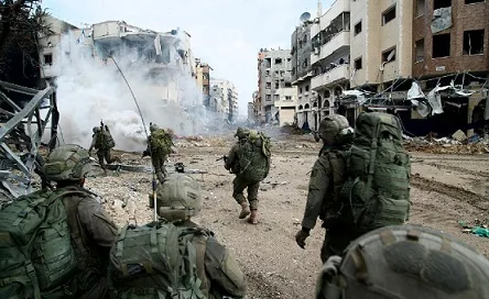 بعد إعلان جيش الاحتلال عن تصعيد هجماته في غزة.. استشهاد 10 فلسطينيين في القطاع بعد إعلان جيش الاحتلال عن تصعيد هجماته في غزة.. استشهاد 10 فلسطينيين في القطاع