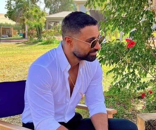 بعد احتفال تكريم نجوم مسلسل «وتقابل حبيب».. كريم فهمي يرسل تحية للجمهور بعد احتفال تكريم نجوم مسلسل «وتقابل حبيب».. كريم فهمي يرسل تحية للجمهور
