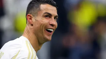 بعد اخبار مغادرته.. مدير نادي النصر السعودي يوضح مصير رونالدو