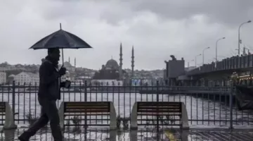 بعد ارتفاع درجات الحرارة.. توقعات بأمطار في إسطنبول وتحذيرات من الأرصاد الجوية التركية